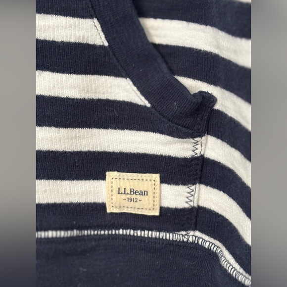 L.L. Bean Hoodie in Blue and White, full zip, size L - Picture 9 of 9